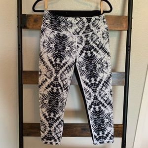VSX cropped tie-dye leggings | M